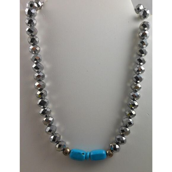 Handmade Grey Silver AB Turquoise Pendant Glass Crystal Beaded Necklace Vintage - Picture 8 of 10
